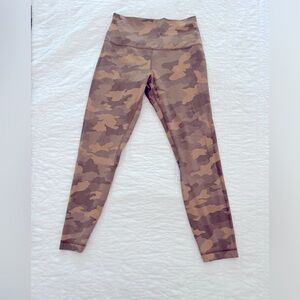 NWOT Lululemon Align 25” Leggings Tan Camo